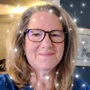 Meet your Posher, Denise